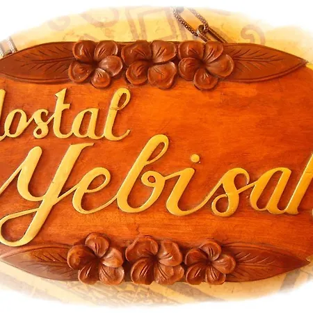 Yebisah 2* Санта-Эулалия-дель-Рио