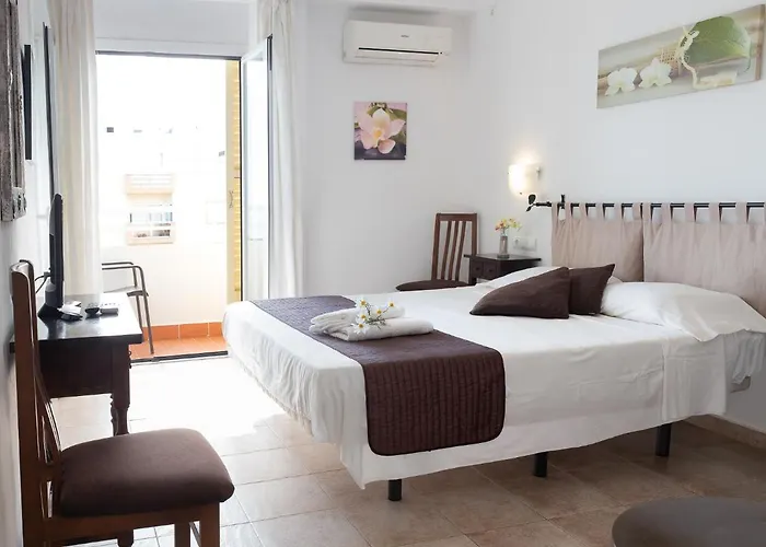 Yebisah Pensionat Santa Eularia des Riu